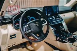 تۆیۆتا لاند کروزەر